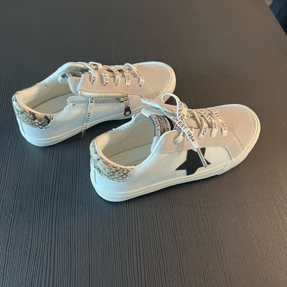 Vintage Havana womens sneakers